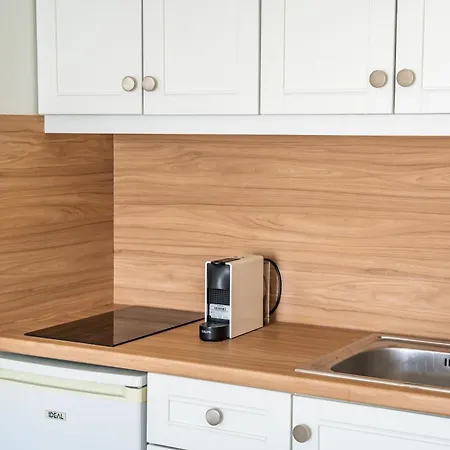 Golden מלון דירות